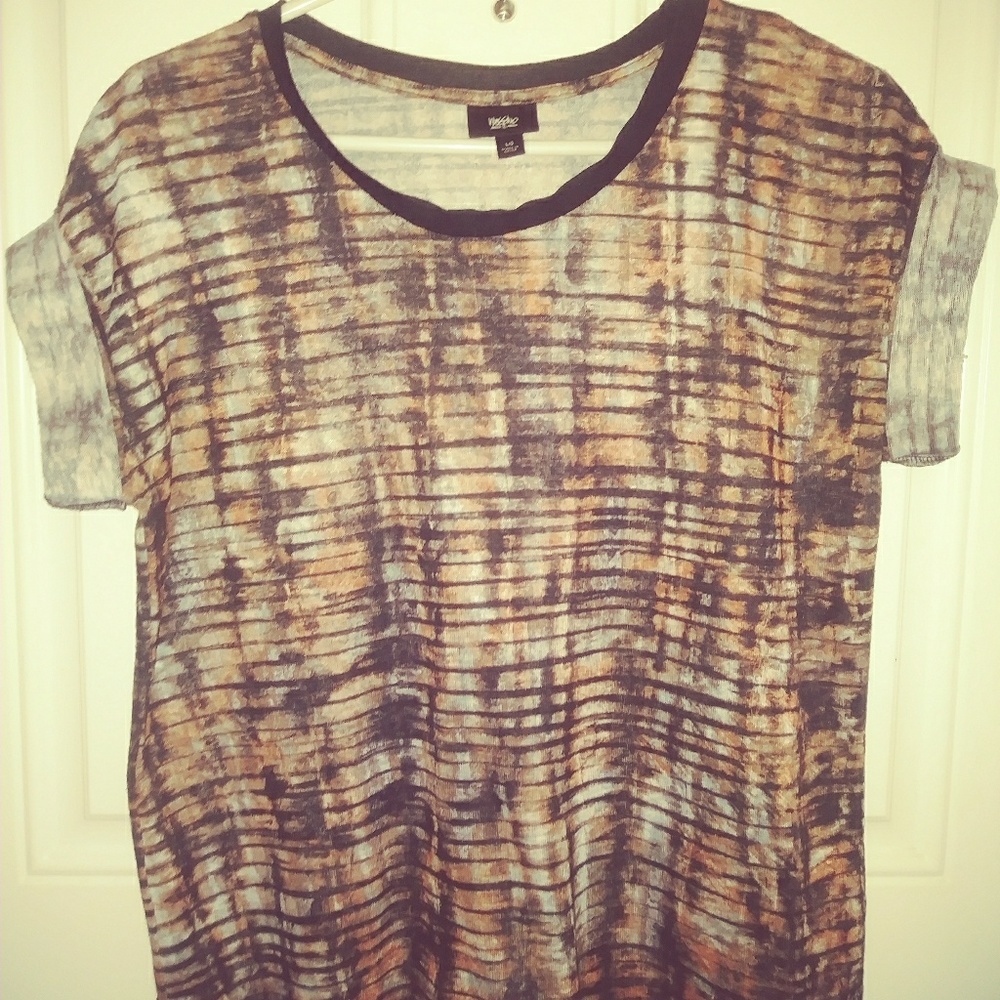 Women's tshirt blouse